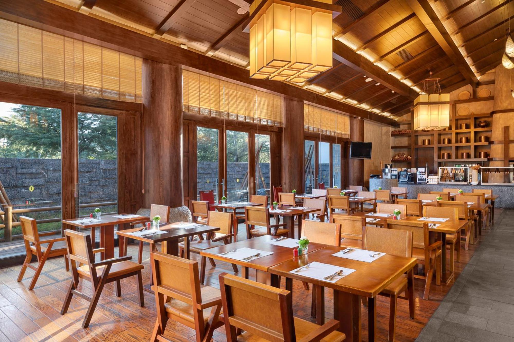 Intercontinental Lijiang Ancient Town Resort By Ihg Dış mekan fotoğraf